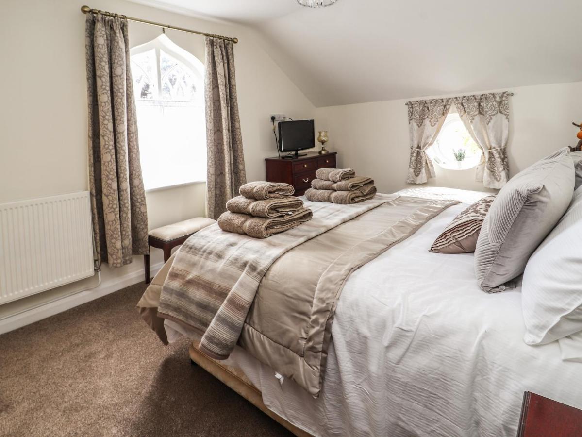 Springfield Cottage Рексем Экстерьер фото